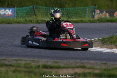 07/05/2022 : Endurance Loisir Les Razbitumes pour “1 maillot pour la vie” & Les Socio Esthéticiennes (Photos Stéphane Agnus) 2022 — karting