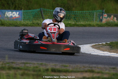07/05/2022 : Endurance Loisir Les Razbitumes pour “1 maillot pour la vie” & Les Socio Esthéticiennes (Photos Stéphane Agnus) 2022 — karting