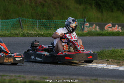07/05/2022 : Endurance Loisir Les Razbitumes pour “1 maillot pour la vie” & Les Socio Esthéticiennes (Photos Stéphane Agnus) 2022 — karting