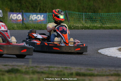 07/05/2022 : Endurance Loisir Les Razbitumes pour “1 maillot pour la vie” & Les Socio Esthéticiennes (Photos Stéphane Agnus) 2022 — karting