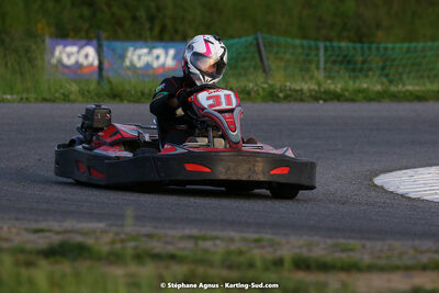 07/05/2022 : Endurance Loisir Les Razbitumes pour “1 maillot pour la vie” & Les Socio Esthéticiennes (Photos Stéphane Agnus) 2022 — karting