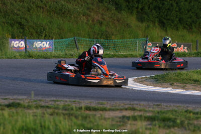 07/05/2022 : Endurance Loisir Les Razbitumes pour “1 maillot pour la vie” & Les Socio Esthéticiennes (Photos Stéphane Agnus) 2022 — karting