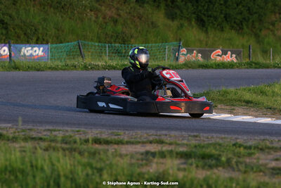 07/05/2022 : Endurance Loisir Les Razbitumes pour “1 maillot pour la vie” & Les Socio Esthéticiennes (Photos Stéphane Agnus) 2022 — karting