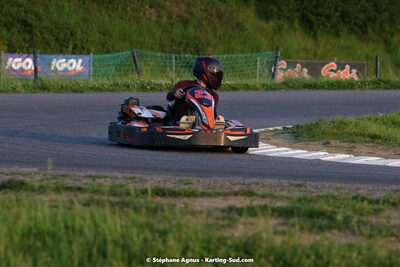07/05/2022 : Endurance Loisir Les Razbitumes pour “1 maillot pour la vie” & Les Socio Esthéticiennes (Photos Stéphane Agnus) 2022 — karting