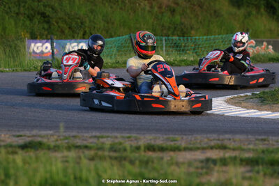 07/05/2022 : Endurance Loisir Les Razbitumes pour “1 maillot pour la vie” & Les Socio Esthéticiennes (Photos Stéphane Agnus) 2022 — karting