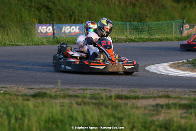 07/05/2022 : Endurance Loisir Les Razbitumes pour “1 maillot pour la vie” & Les Socio Esthéticiennes (Photos Stéphane Agnus) 2022 — karting