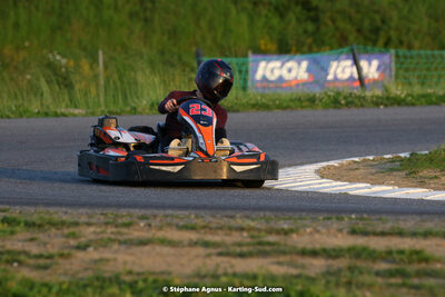 07/05/2022 : Endurance Loisir Les Razbitumes pour “1 maillot pour la vie” & Les Socio Esthéticiennes (Photos Stéphane Agnus) 2022 — karting
