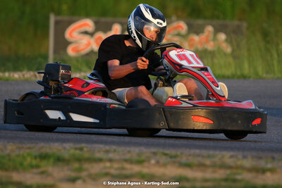 07/05/2022 : Endurance Loisir Les Razbitumes pour “1 maillot pour la vie” & Les Socio Esthéticiennes (Photos Stéphane Agnus) 2022 — karting