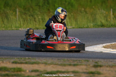 07/05/2022 : Endurance Loisir Les Razbitumes pour “1 maillot pour la vie” & Les Socio Esthéticiennes (Photos Stéphane Agnus) 2022 — karting