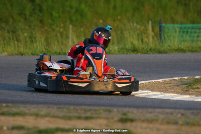 07/05/2022 : Endurance Loisir Les Razbitumes pour “1 maillot pour la vie” & Les Socio Esthéticiennes (Photos Stéphane Agnus) 2022 — karting