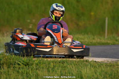 07/05/2022 : Endurance Loisir Les Razbitumes pour “1 maillot pour la vie” & Les Socio Esthéticiennes (Photos Stéphane Agnus) 2022 — karting