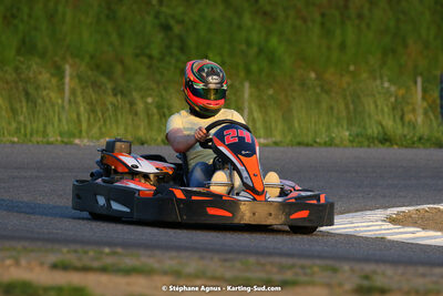 07/05/2022 : Endurance Loisir Les Razbitumes pour “1 maillot pour la vie” & Les Socio Esthéticiennes (Photos Stéphane Agnus) 2022 — karting