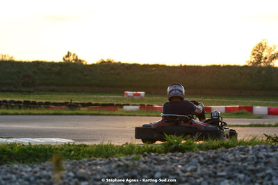 07/05/2022 : Endurance Loisir Les Razbitumes pour “1 maillot pour la vie” & Les Socio Esthéticiennes (Photos Stéphane Agnus) 2022 — karting