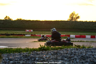 07/05/2022 : Endurance Loisir Les Razbitumes pour “1 maillot pour la vie” & Les Socio Esthéticiennes (Photos Stéphane Agnus) 2022 — karting