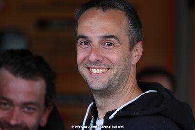 07/05/2022 : Endurance Loisir Les Razbitumes pour “1 maillot pour la vie” & Les Socio Esthéticiennes (Photos Stéphane Agnus) 2022 — karting