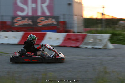 07/05/2022 : Endurance Loisir Les Razbitumes pour “1 maillot pour la vie” & Les Socio Esthéticiennes (Photos Stéphane Agnus) 2022 — karting