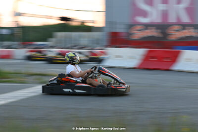 07/05/2022 : Endurance Loisir Les Razbitumes pour “1 maillot pour la vie” & Les Socio Esthéticiennes (Photos Stéphane Agnus) 2022 — karting
