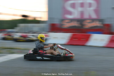 07/05/2022 : Endurance Loisir Les Razbitumes pour “1 maillot pour la vie” & Les Socio Esthéticiennes (Photos Stéphane Agnus) 2022 — karting