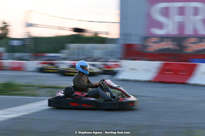 07/05/2022 : Endurance Loisir Les Razbitumes pour “1 maillot pour la vie” & Les Socio Esthéticiennes (Photos Stéphane Agnus) 2022 — karting