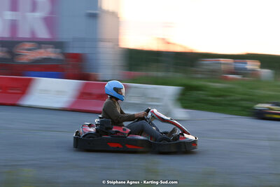 07/05/2022 : Endurance Loisir Les Razbitumes pour “1 maillot pour la vie” & Les Socio Esthéticiennes (Photos Stéphane Agnus) 2022 — karting