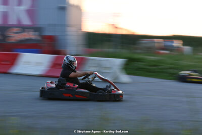 07/05/2022 : Endurance Loisir Les Razbitumes pour “1 maillot pour la vie” & Les Socio Esthéticiennes (Photos Stéphane Agnus) 2022 — karting