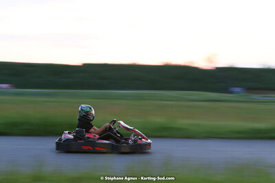 07/05/2022 : Endurance Loisir Les Razbitumes pour “1 maillot pour la vie” & Les Socio Esthéticiennes (Photos Stéphane Agnus) 2022 — karting