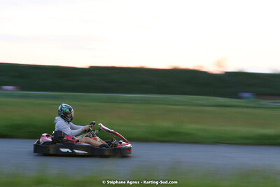 07/05/2022 : Endurance Loisir Les Razbitumes pour “1 maillot pour la vie” & Les Socio Esthéticiennes (Photos Stéphane Agnus) 2022 — karting
