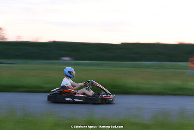 07/05/2022 : Endurance Loisir Les Razbitumes pour “1 maillot pour la vie” & Les Socio Esthéticiennes (Photos Stéphane Agnus) 2022 — karting