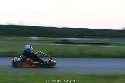 07/05/2022 : Endurance Loisir Les Razbitumes pour “1 maillot pour la vie” & Les Socio Esthéticiennes (Photos Stéphane Agnus) 2022 — karting