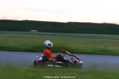 07/05/2022 : Endurance Loisir Les Razbitumes pour “1 maillot pour la vie” & Les Socio Esthéticiennes (Photos Stéphane Agnus) 2022 — karting