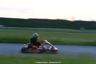 07/05/2022 : Endurance Loisir Les Razbitumes pour “1 maillot pour la vie” & Les Socio Esthéticiennes (Photos Stéphane Agnus) 2022 — karting