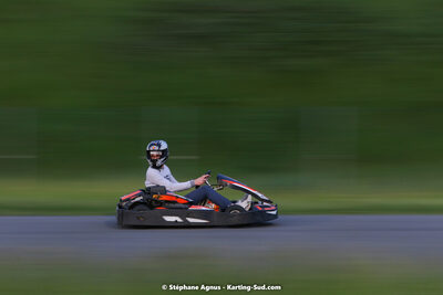 07/05/2022 : Endurance Loisir Les Razbitumes pour “1 maillot pour la vie” & Les Socio Esthéticiennes (Photos Stéphane Agnus) 2022 — karting