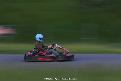 07/05/2022 : Endurance Loisir Les Razbitumes pour “1 maillot pour la vie” & Les Socio Esthéticiennes (Photos Stéphane Agnus) 2022 — karting