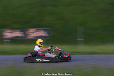 07/05/2022 : Endurance Loisir Les Razbitumes pour “1 maillot pour la vie” & Les Socio Esthéticiennes (Photos Stéphane Agnus) 2022 — karting