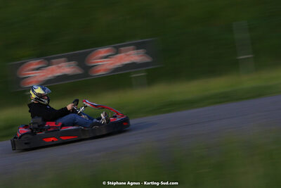 07/05/2022 : Endurance Loisir Les Razbitumes pour “1 maillot pour la vie” & Les Socio Esthéticiennes (Photos Stéphane Agnus) 2022 — karting