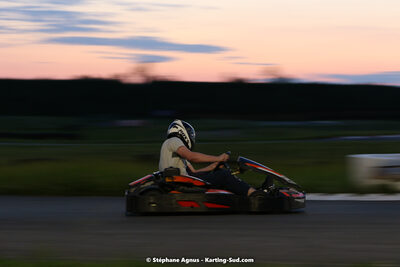 07/05/2022 : Endurance Loisir Les Razbitumes pour “1 maillot pour la vie” & Les Socio Esthéticiennes (Photos Stéphane Agnus) 2022 — karting