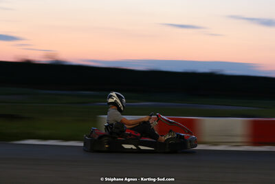 07/05/2022 : Endurance Loisir Les Razbitumes pour “1 maillot pour la vie” & Les Socio Esthéticiennes (Photos Stéphane Agnus) 2022 — karting
