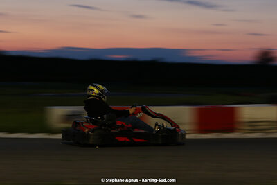 07/05/2022 : Endurance Loisir Les Razbitumes pour “1 maillot pour la vie” & Les Socio Esthéticiennes (Photos Stéphane Agnus) 2022 — karting