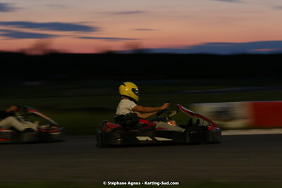 07/05/2022 : Endurance Loisir Les Razbitumes pour “1 maillot pour la vie” & Les Socio Esthéticiennes (Photos Stéphane Agnus) 2022 — karting