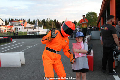 07/05/2022 : Endurance Loisir Les Razbitumes pour “1 maillot pour la vie” & Les Socio Esthéticiennes (Photos Stéphane Agnus) 2022 — karting