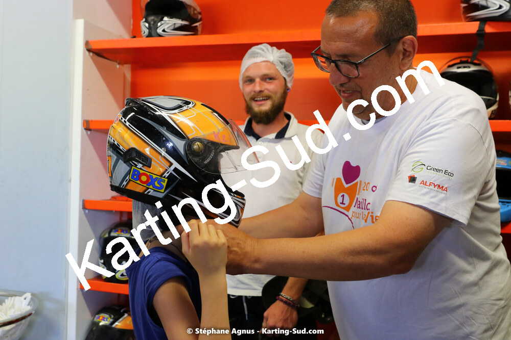 07/05/2022 : Endurance Loisir Les Razbitumes pour “1 maillot pour la vie” & Les Socio Esthéticiennes (Photos Stéphane Agnus) 2022 — karting