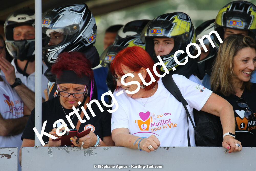 07/05/2022 : Endurance Loisir Les Razbitumes pour “1 maillot pour la vie” & Les Socio Esthéticiennes (Photos Stéphane Agnus) 2022 — karting
