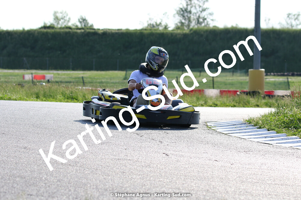 07/05/2022 : Endurance Loisir Les Razbitumes pour “1 maillot pour la vie” & Les Socio Esthéticiennes (Photos Stéphane Agnus) 2022 — karting