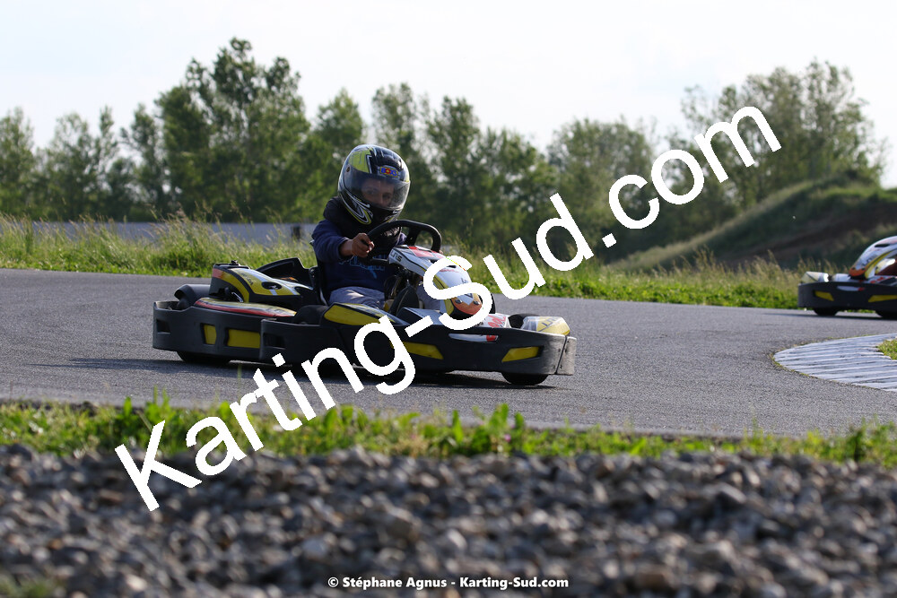 07/05/2022 : Endurance Loisir Les Razbitumes pour “1 maillot pour la vie” & Les Socio Esthéticiennes (Photos Stéphane Agnus) 2022 — karting