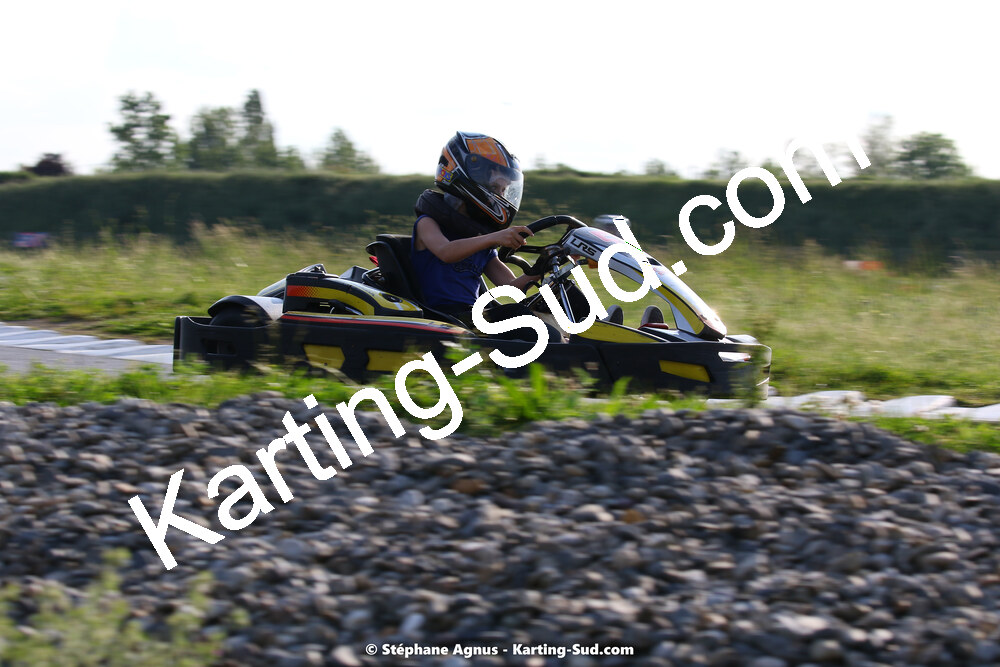 07/05/2022 : Endurance Loisir Les Razbitumes pour “1 maillot pour la vie” & Les Socio Esthéticiennes (Photos Stéphane Agnus) 2022 — karting