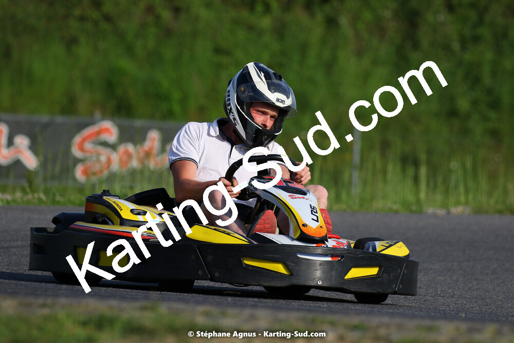 07/05/2022 : Endurance Loisir Les Razbitumes pour “1 maillot pour la vie” & Les Socio Esthéticiennes (Photos Stéphane Agnus) 2022 — karting