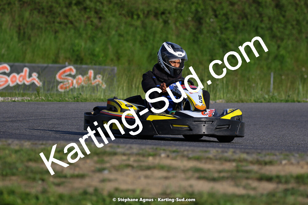 07/05/2022 : Endurance Loisir Les Razbitumes pour “1 maillot pour la vie” & Les Socio Esthéticiennes (Photos Stéphane Agnus) 2022 — karting