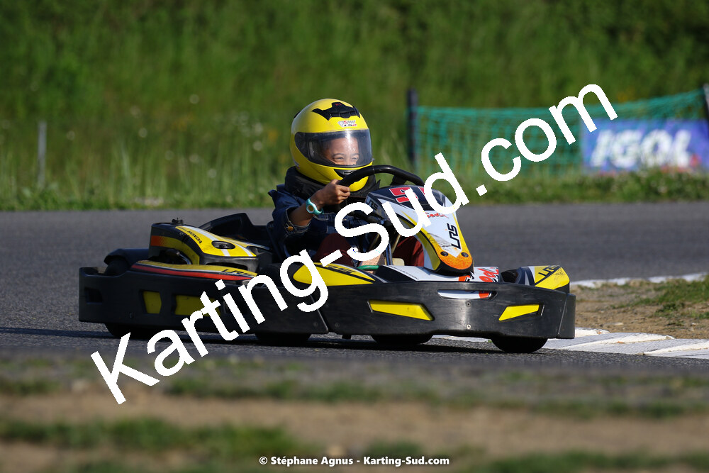07/05/2022 : Endurance Loisir Les Razbitumes pour “1 maillot pour la vie” & Les Socio Esthéticiennes (Photos Stéphane Agnus) 2022 — karting