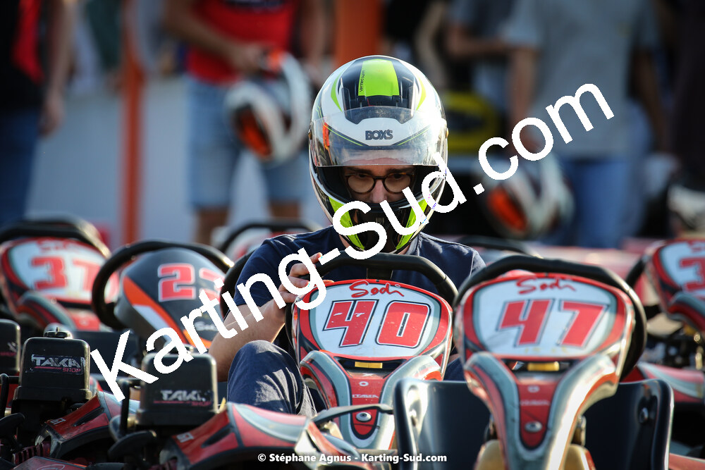07/05/2022 : Endurance Loisir Les Razbitumes pour “1 maillot pour la vie” & Les Socio Esthéticiennes (Photos Stéphane Agnus) 2022 — karting