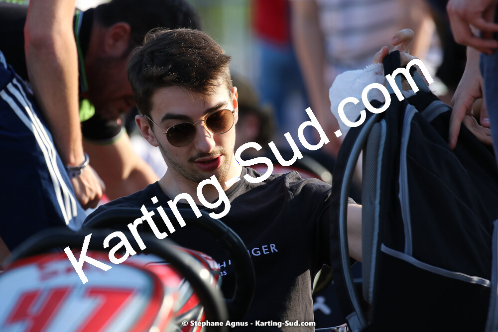 07/05/2022 : Endurance Loisir Les Razbitumes pour “1 maillot pour la vie” & Les Socio Esthéticiennes (Photos Stéphane Agnus) 2022 — karting